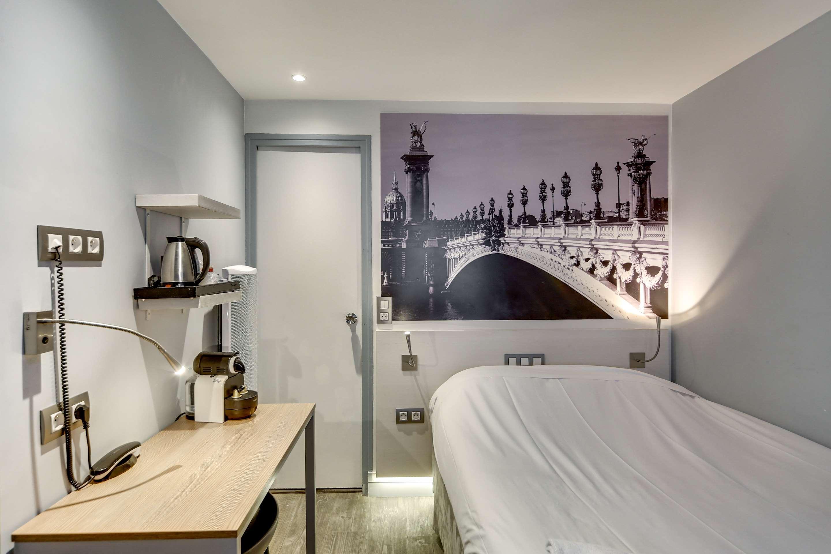 Kyriad 12 - Nation Hotel Parijs